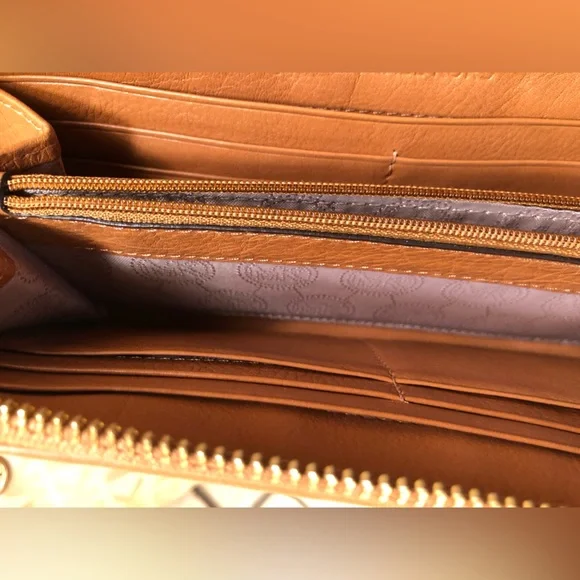 2 - Piece - Micheal Kors - Signature Jacquard North South Tote and Wallet - Picture 16 of 16